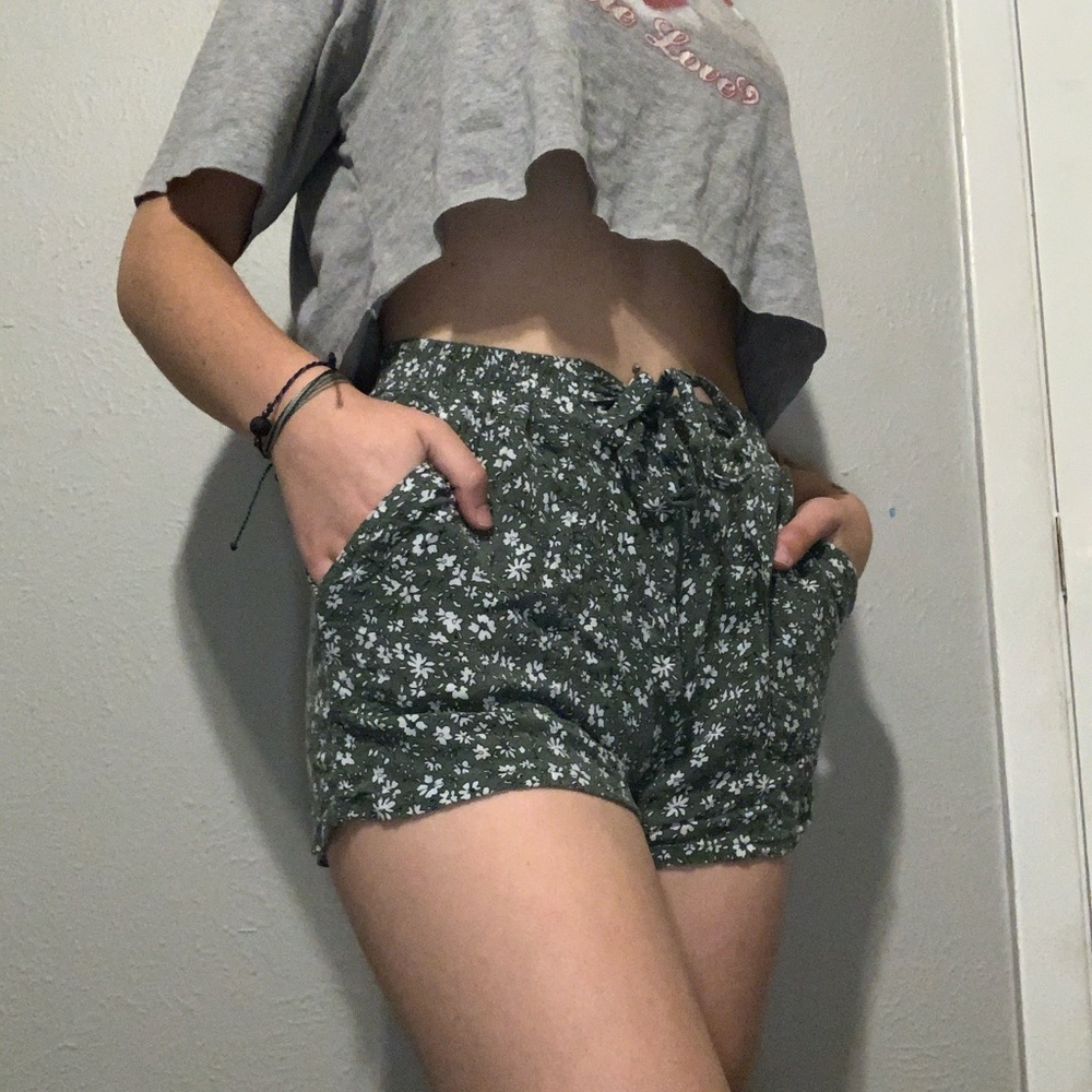 Sky & Sparrow Floral Shorts